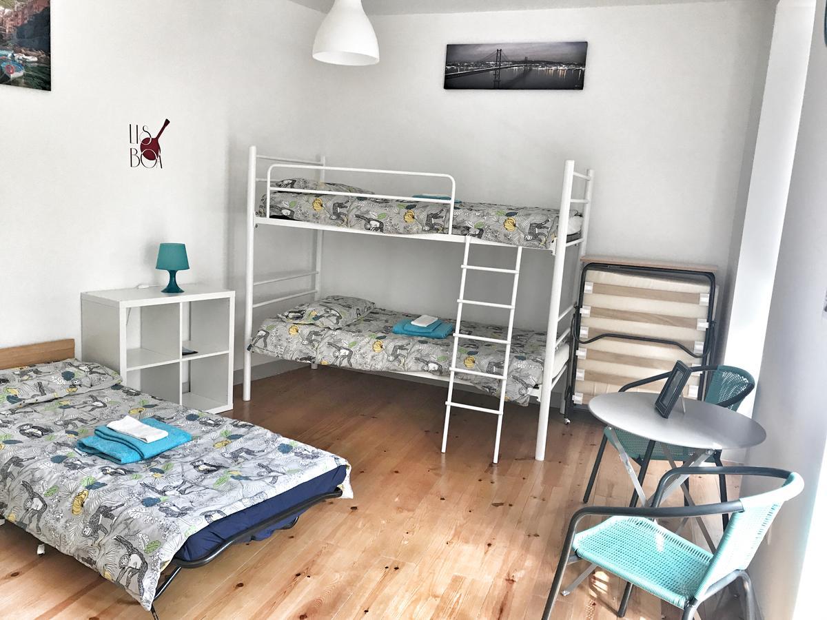 Guesthouse Castelo Lisboa Стая снимка