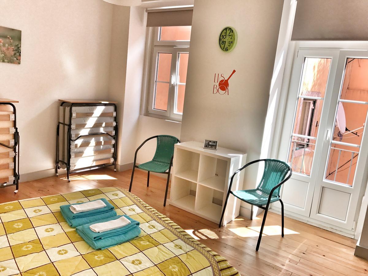 Guesthouse Castelo Lisboa Стая снимка